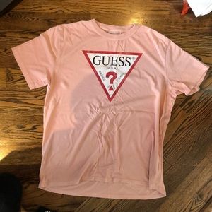 Guess tshirt